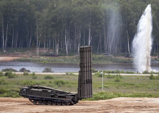 Международный военно-технический форум "АРМИЯ-2015". Четвертый день