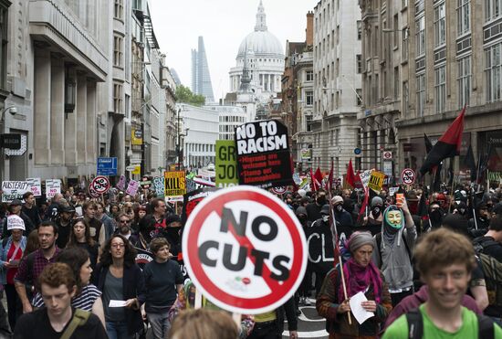 Акция против мер жесткой экономии в Лондоне