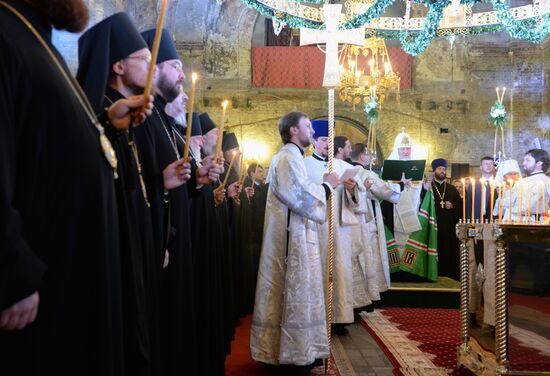 Патриарх Кирилл совершил богослужение в Брестской крепости
