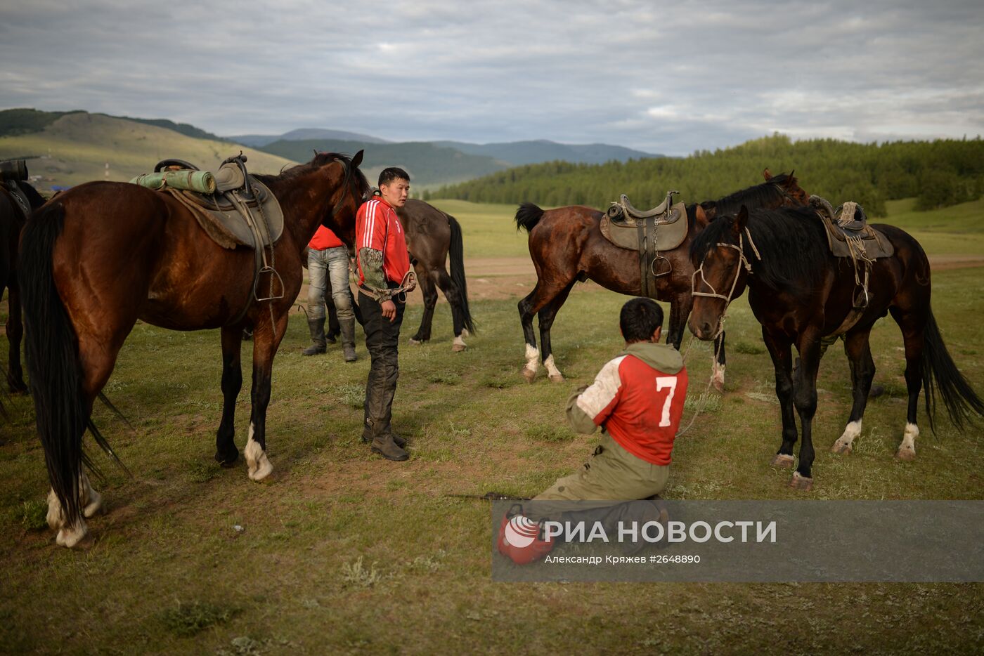 Соревнования по кок бору, в рамках празднования 150-летия единения теленгитов с Россией