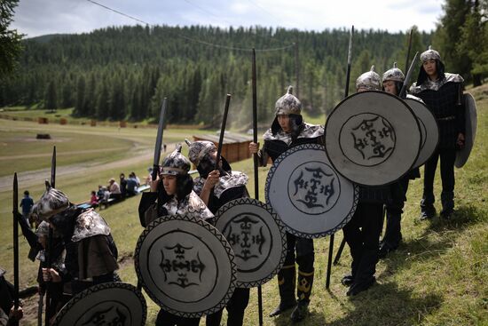 Празднование 150-летнего юбилея Единения теленгитов с Россией