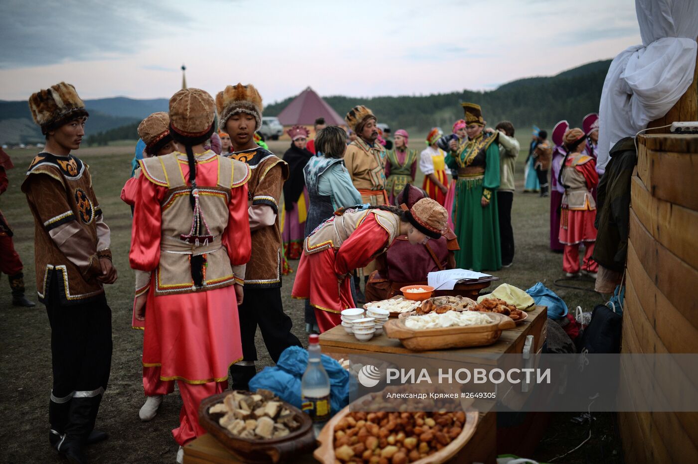 Празднование 150-летнего юбилея Единения теленгитов с Россией