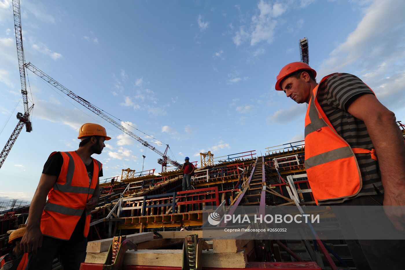 Строительство стадиона "Ростов-Арена"