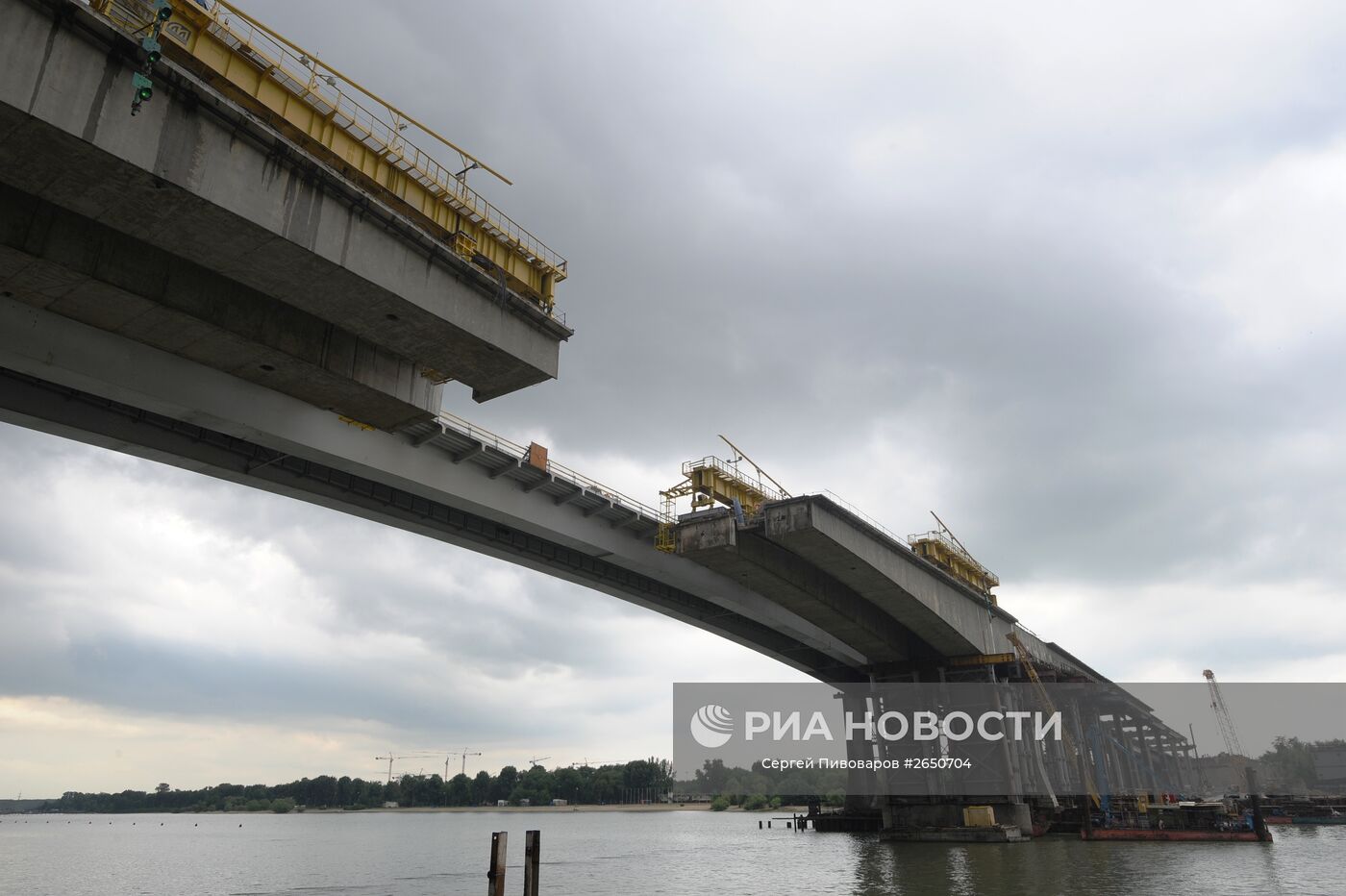 Строительство моста в аксае