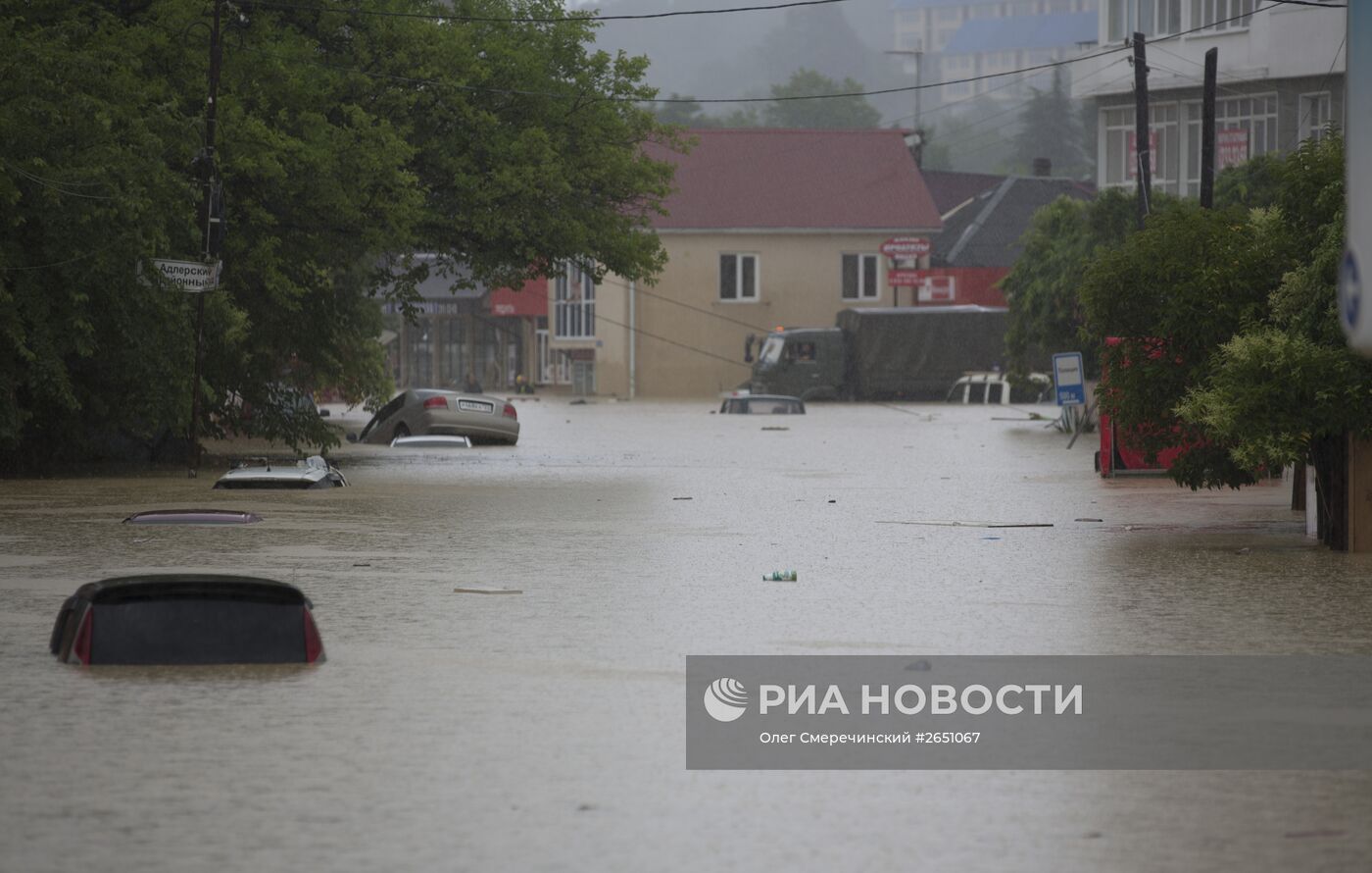 Сочи затопило из-за проливных дождей