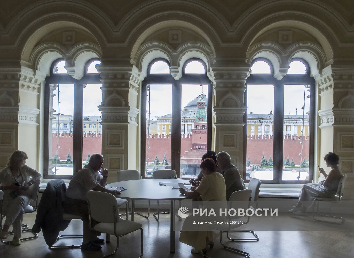 Московский фестиваль "Книги России" на Красной площади. День второй