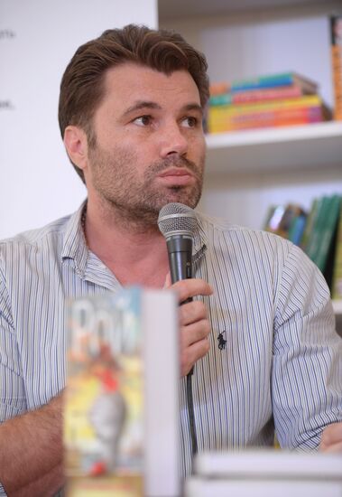Московский фестиваль "Книги России" на Красной площади. День второй