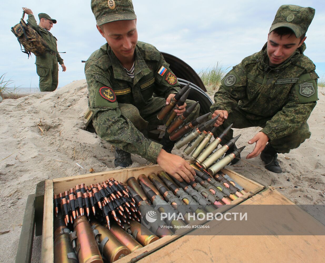 Этап конкурса морской пехоты береговых войск ВМФ "Балтийское дерби-2015"