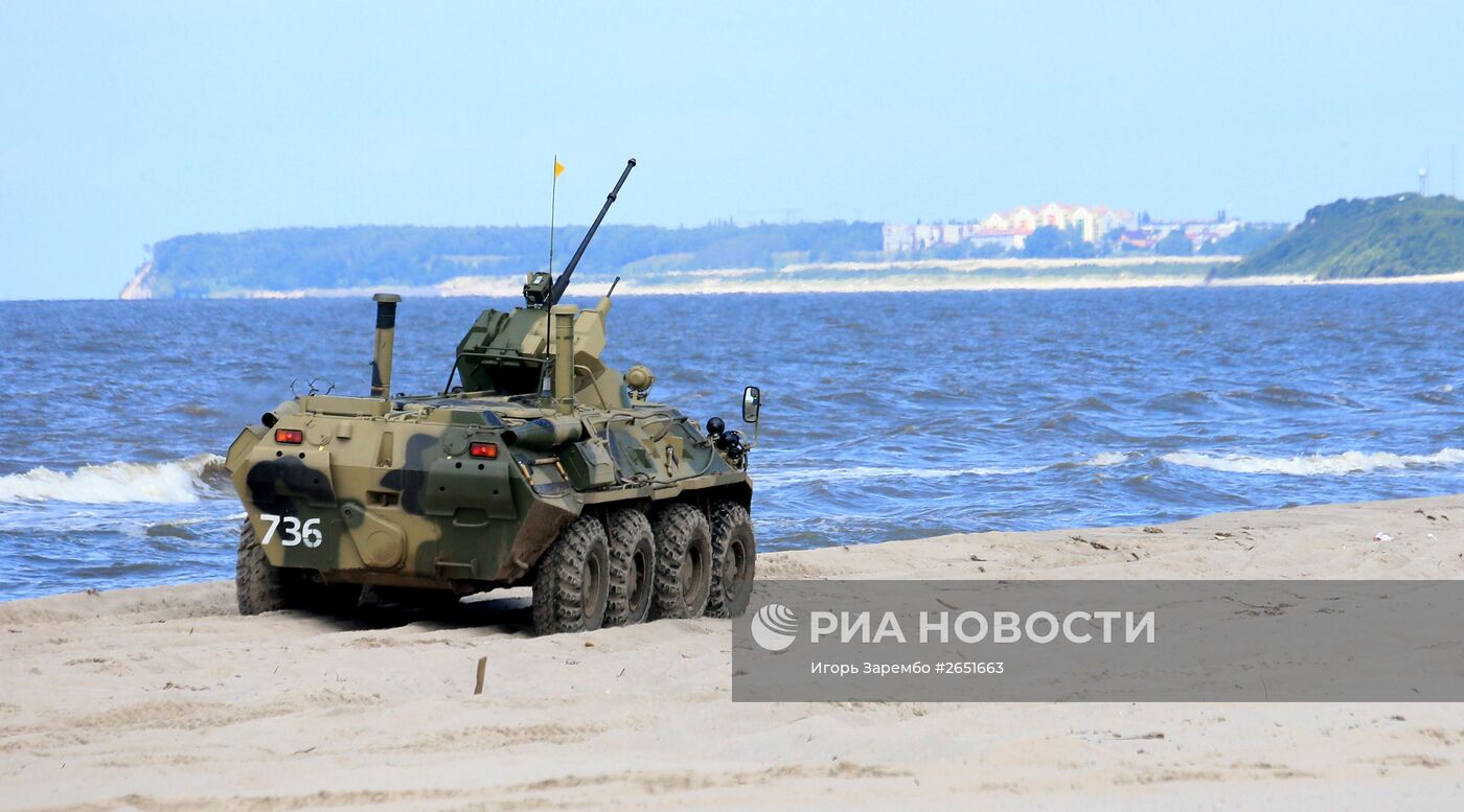 Этап конкурса морской пехоты береговых войск ВМФ "Балтийское дерби-2015"