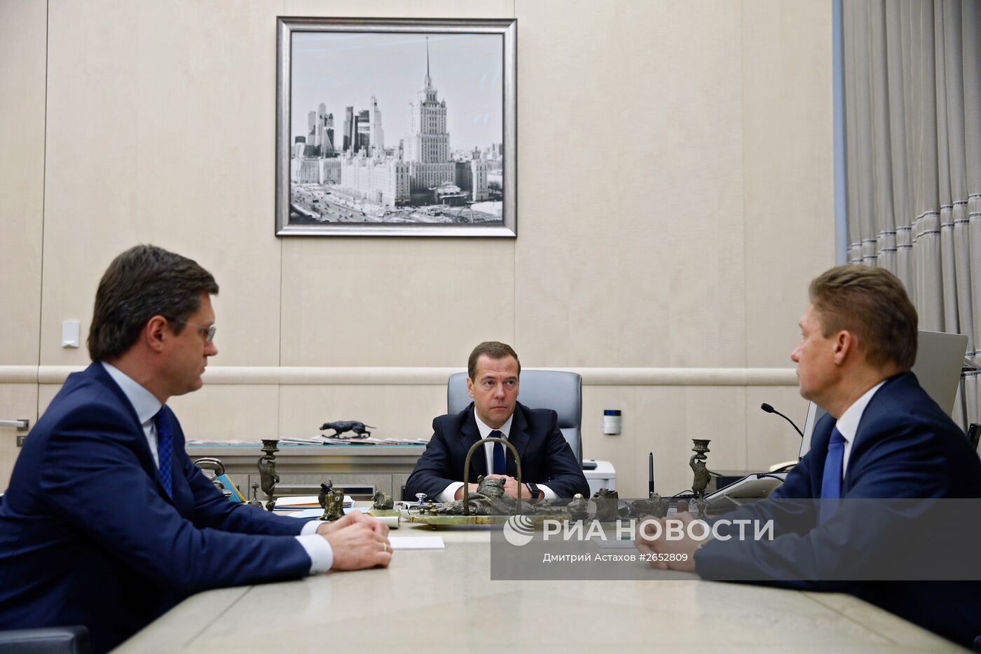 Рабочая встреча премьер-министра РФ Д.Медведева с главой "Газпрома" А.Миллером и министром энергетики А.Новаком