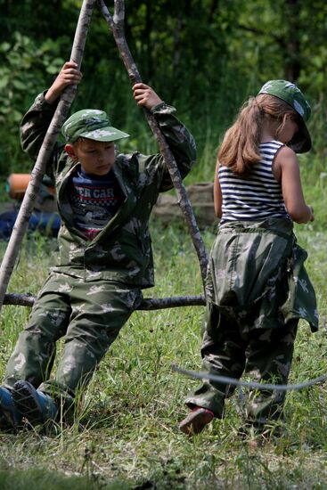 Военно-патриотический детский лагерь "Дальневосточная застава"