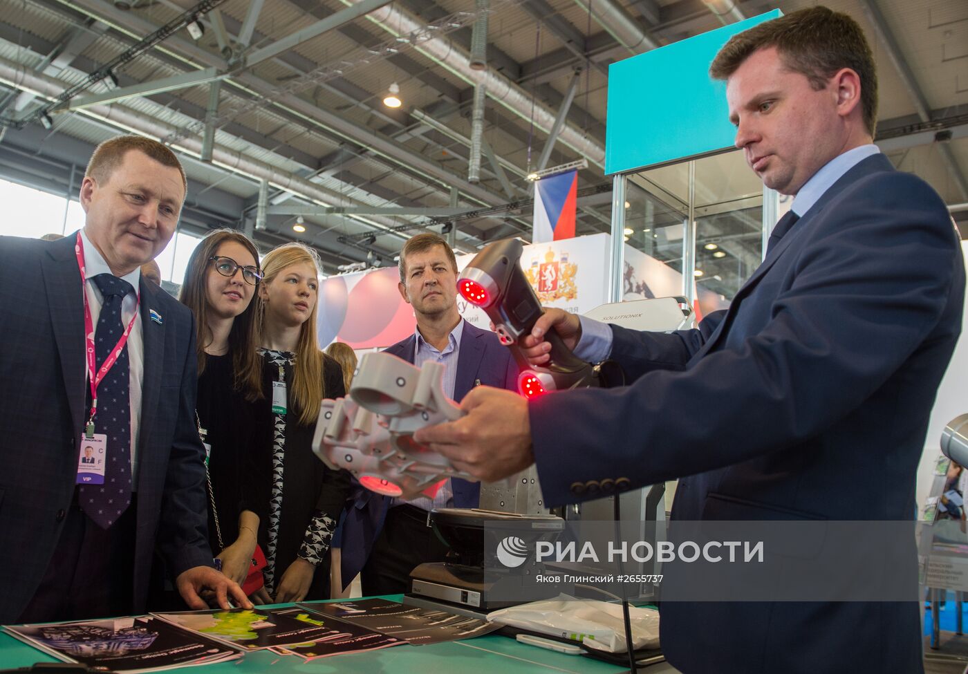 Международная промышленная выставка "Иннопром 2015". День второй