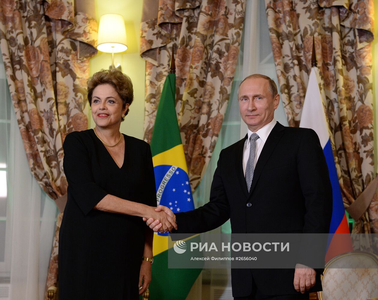 Беседа Президента Российской Федерации Владимира Путина с Президентом Бразилии Дилмой Роуссефф