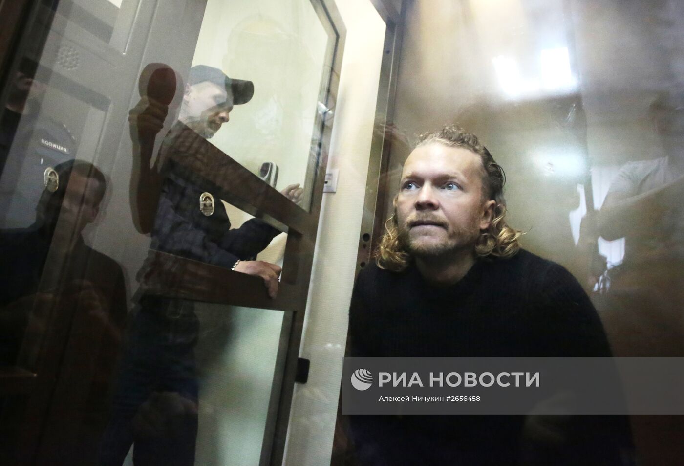 Симоновский суд арестовал владельца журнала "Флирт"