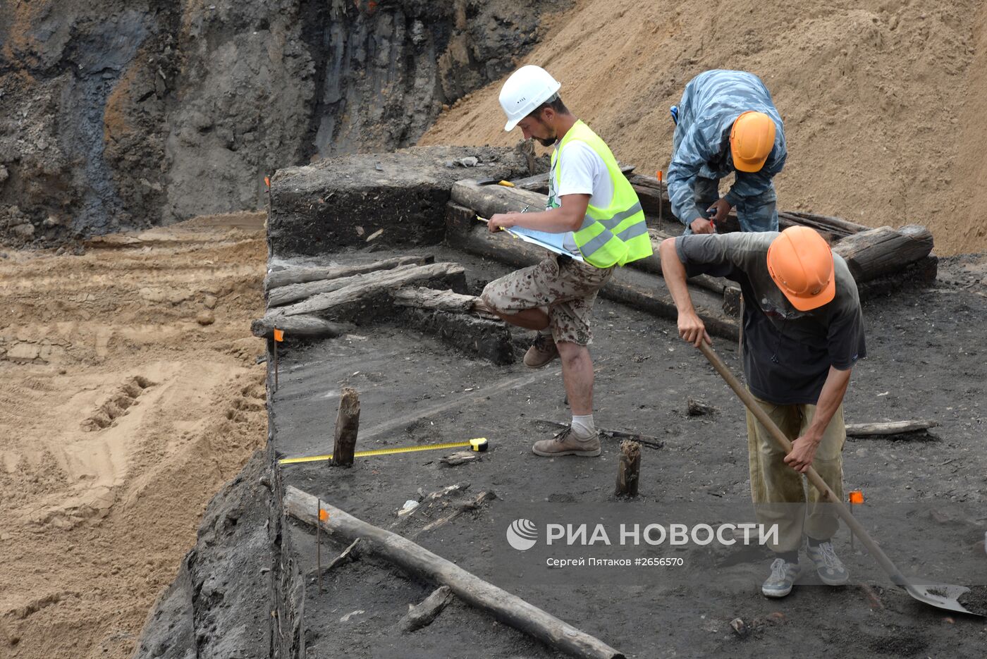 Археологические раскопки в парке "Зарядье"