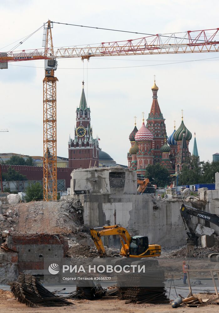 Археологические раскопки в парке "Зарядье"