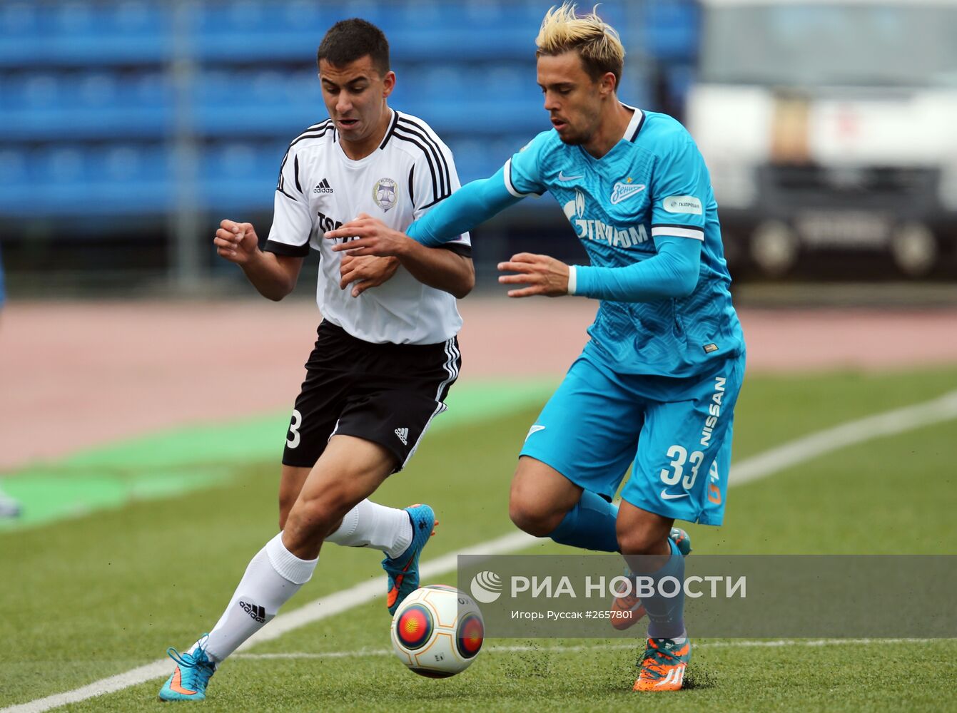 Футбол. ФНЛ. Матч "Зенит-2" - "Торпедо" (Армавир)