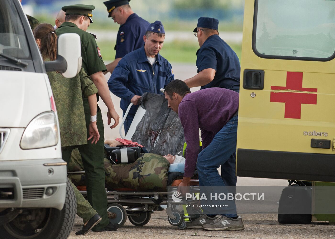 Пострадавших при обрушении казармы омского учебного центра ВДВ доставили в Москву