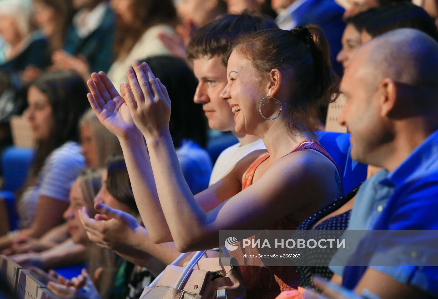 Музыкальный фестиваль "Голосящий КиВиН" в Калининградской области