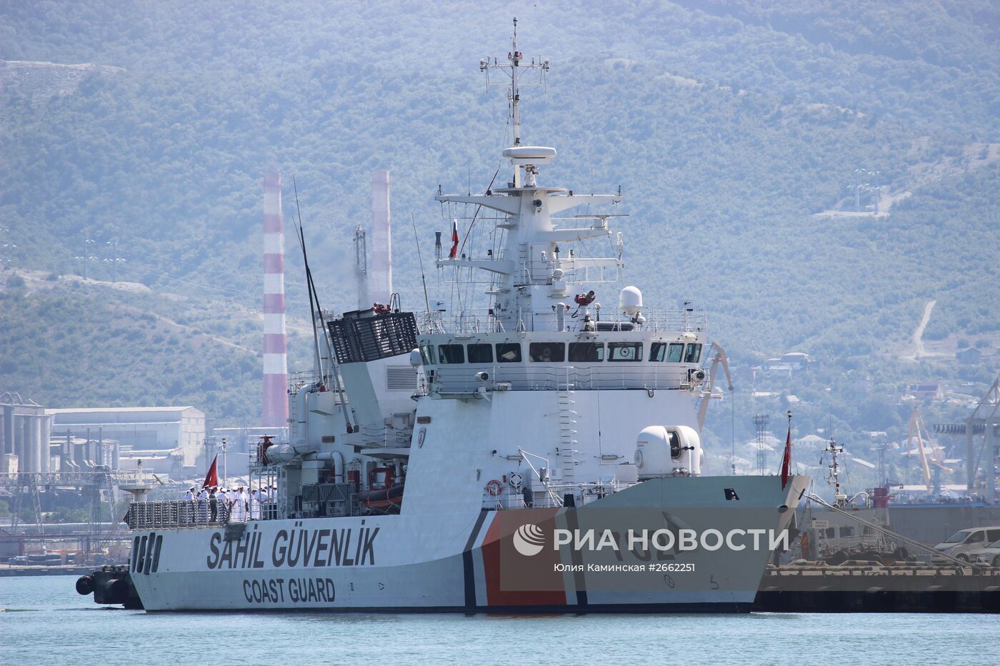 Корабль береговой охраны Турции прибыл в порт Новороссийска