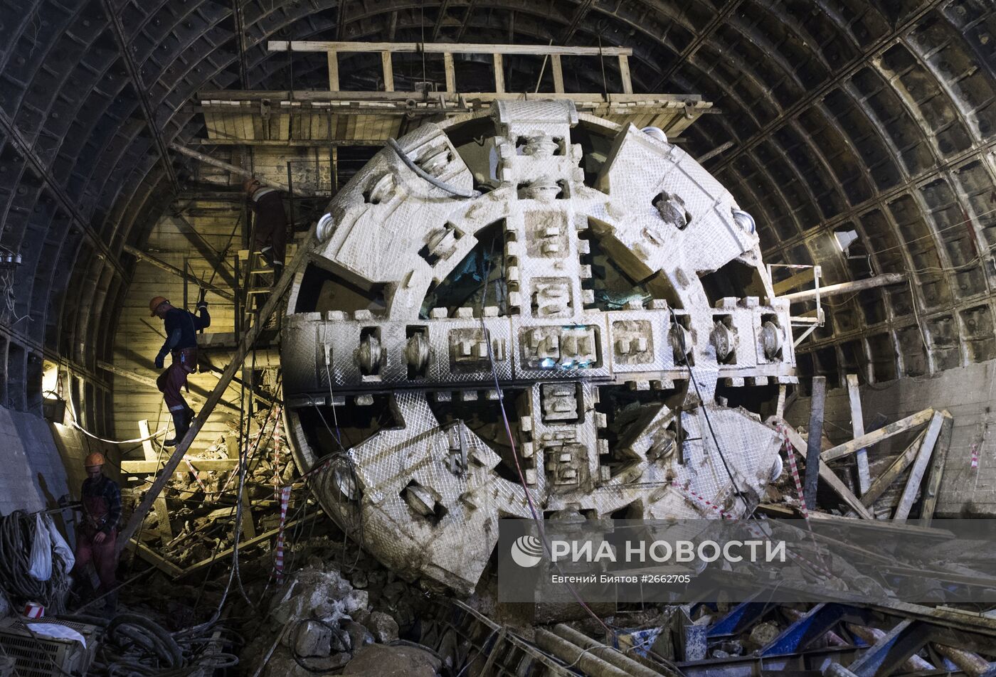 Строительство станции московского метрополитена "Нижняя Масловка"