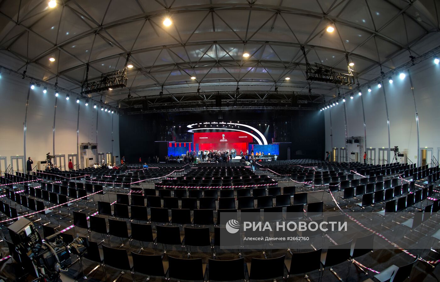 Подготовка к предварительной жеребьевке ЧМ-2018 по футболу в Санкт-Петербурге