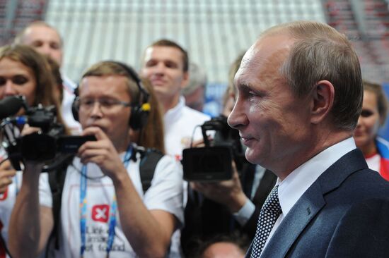 Встреча президента России В.Путина с членами сборной команды России по водным видам спорта