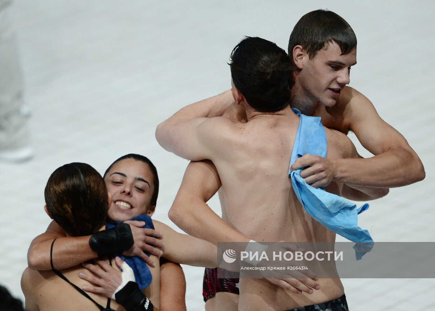 Чемпионат мира FINA 2015. Синхронные прыжки в воду. Смешанные дуэты. Вышка 10 м. Финал