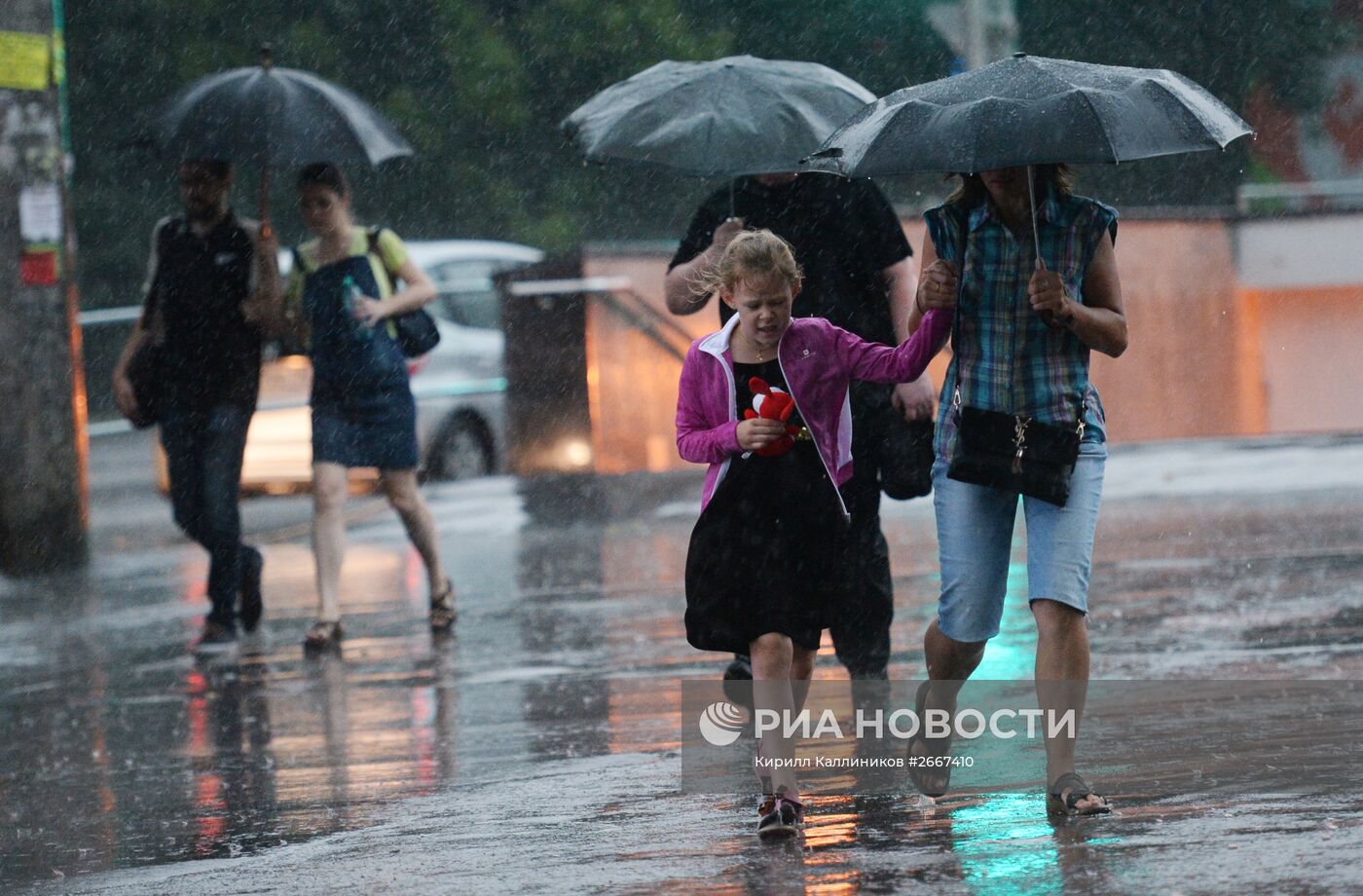 Сильный дождь в Москве