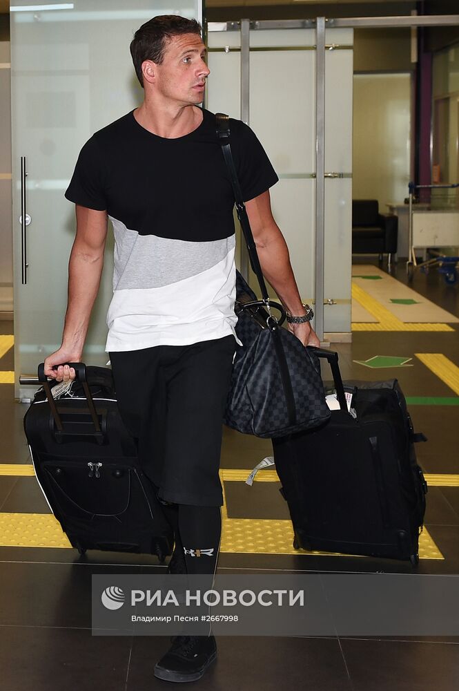 Прилет сборной США по плаванию на чемпионат мира по водным видам спорта