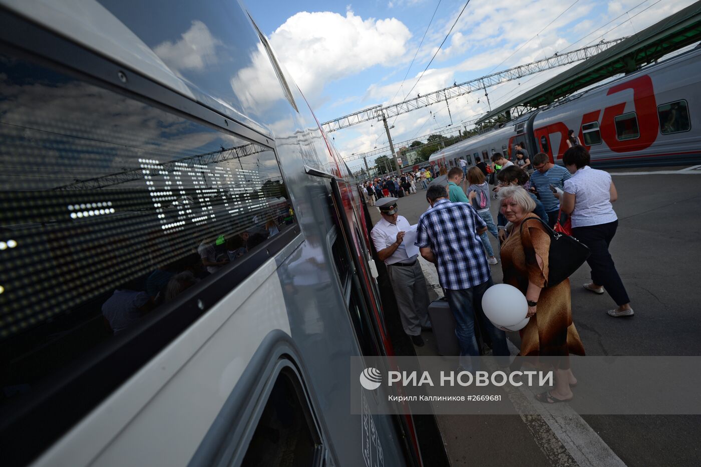 Запуск нового двухэтажного поезда сообщением Москва - Воронеж