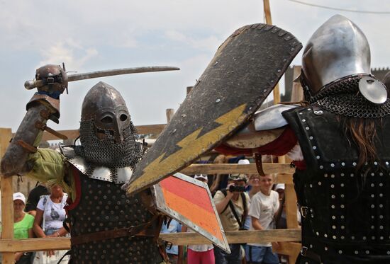 XV Международный рыцарский фестиваль "Генуэзский шлем"