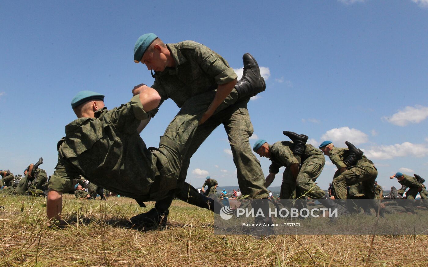 Действия в десанте. Десантные войска России. ВДВ России. Подготовка десантников России. Занятия ВДВ.