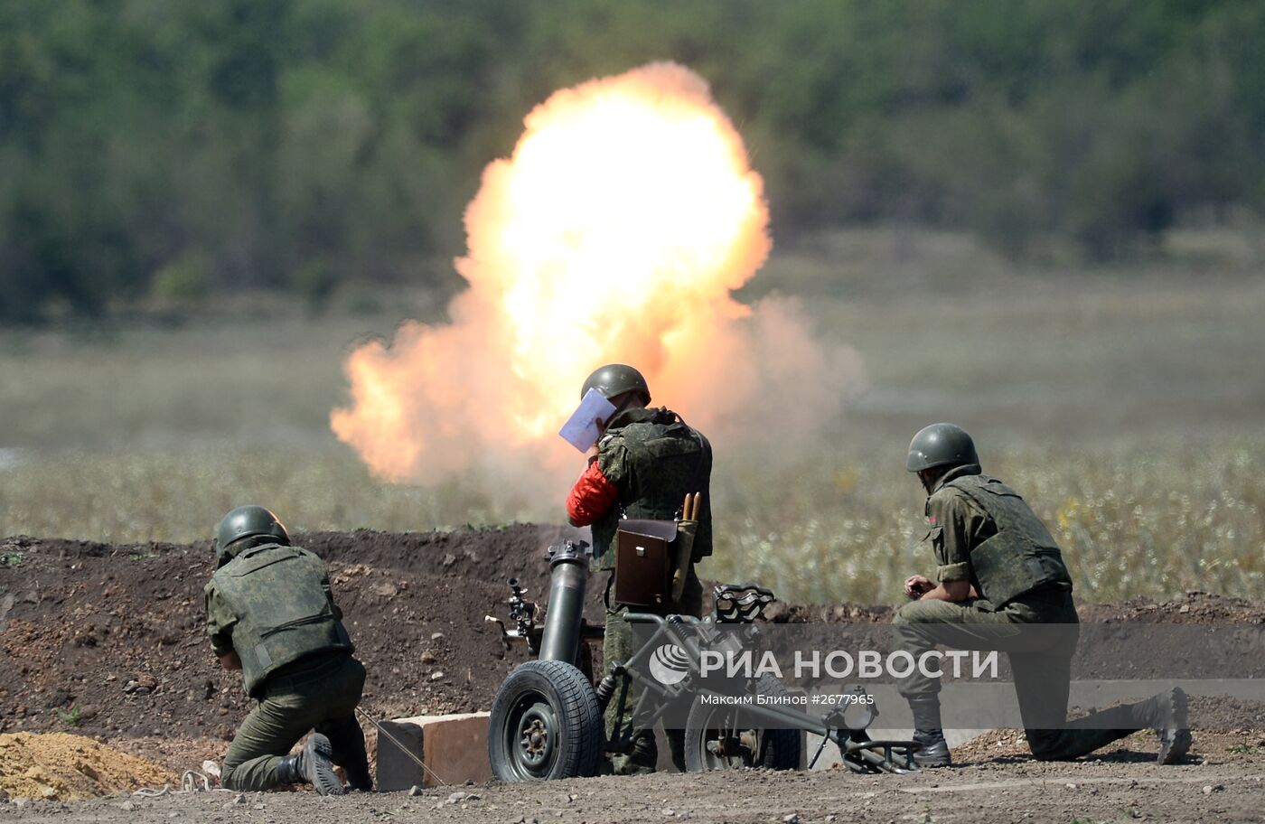 Соревнования артиллеристов "Мастера артиллерийского огня" в Саратовской области