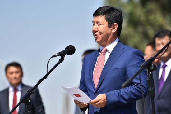 Открытие границы между Киргизией и Казахстаном