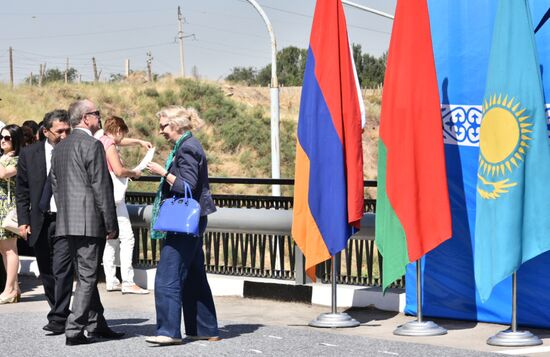 Открытие границы между Киргизией и Казахстаном