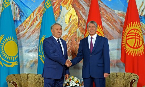 Открытие границы между Киргизией и Казахстаном