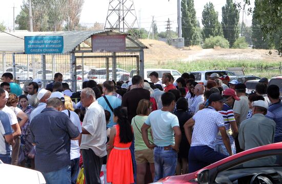 Открытие границы между Киргизией и Казахстаном