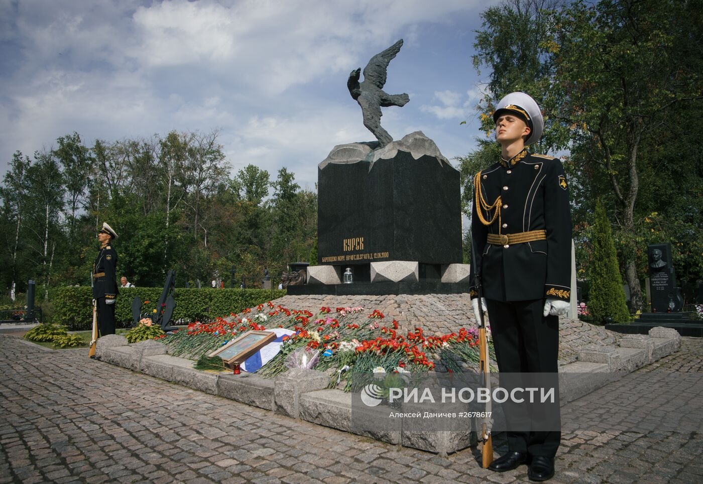 Годовщина гибели атомной подводной лодки "Курск"