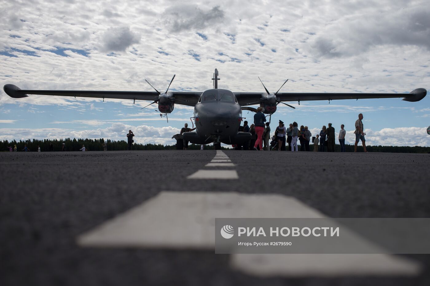 Празднование дня воздушного флота РФ в Санкт-Петербурге