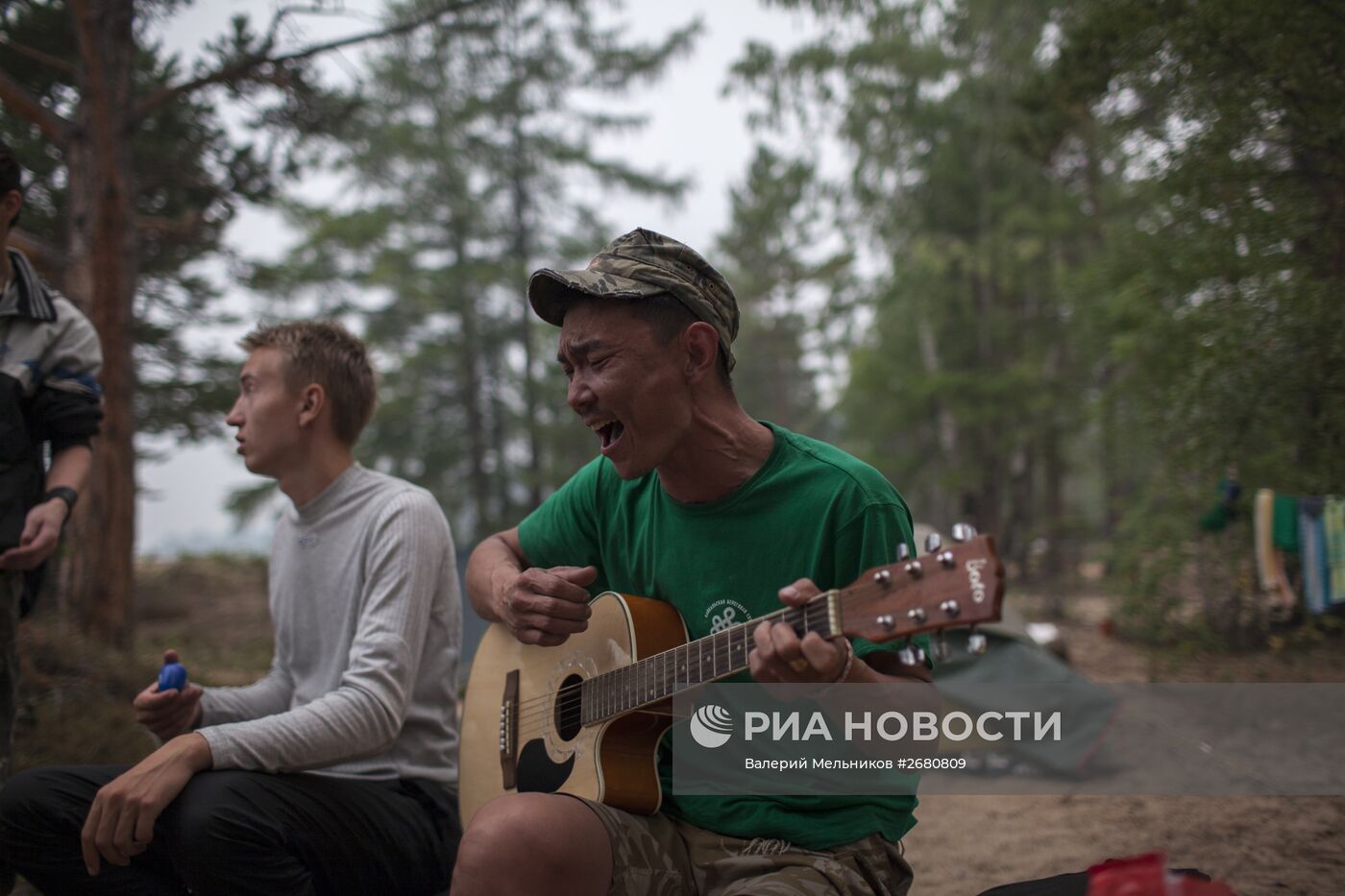 Работа волонтеров Байкальской береговой службы