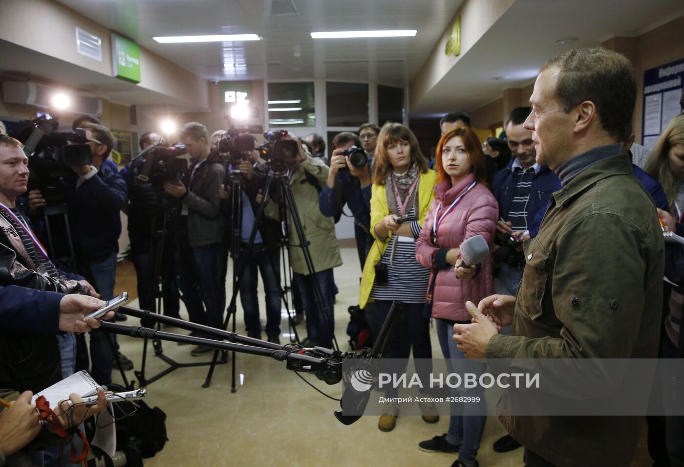 Рабочая поездка премьер-министра РФ Д.Медведева в ДФО. Курильские острова