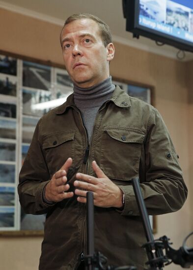 Рабочая поездка премьер-министра РФ Д.Медведева в ДФО. Остров Итуруп