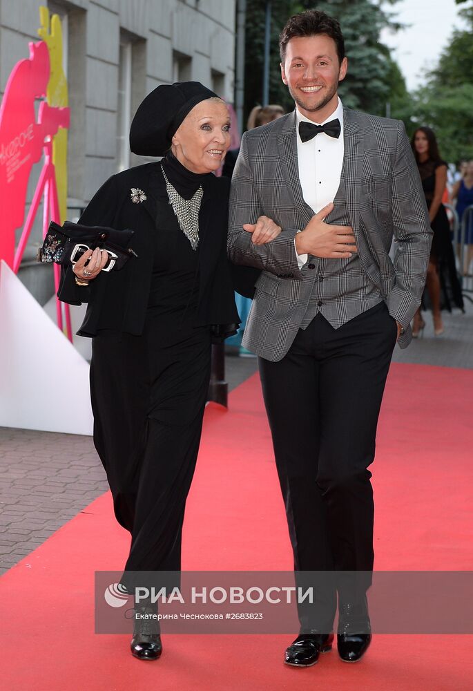 Российский фестиваль короткометражного кино "Короче"