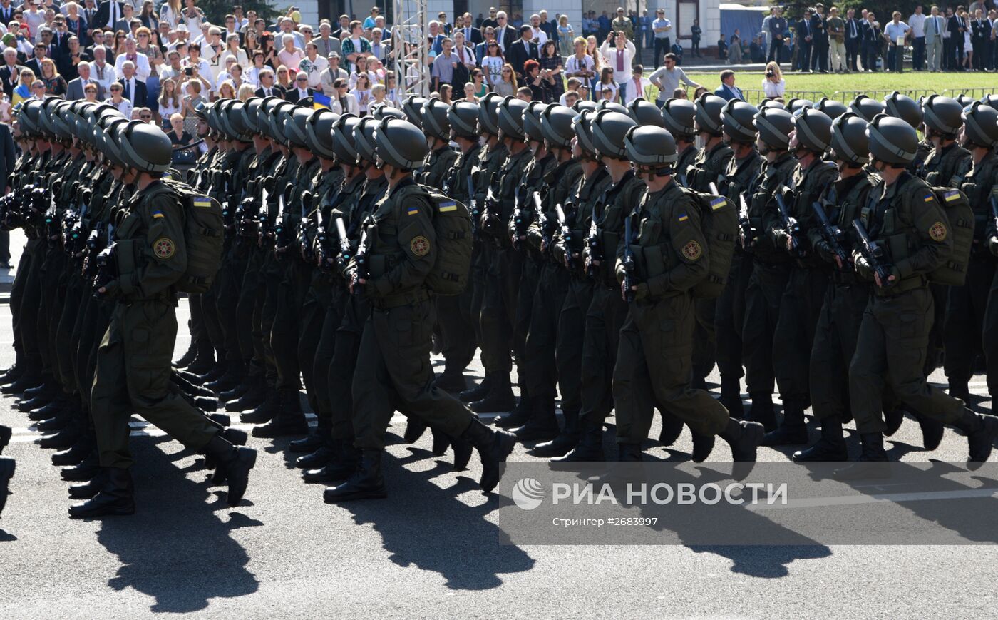 Марш в честь Дня Независисмости в Киеве