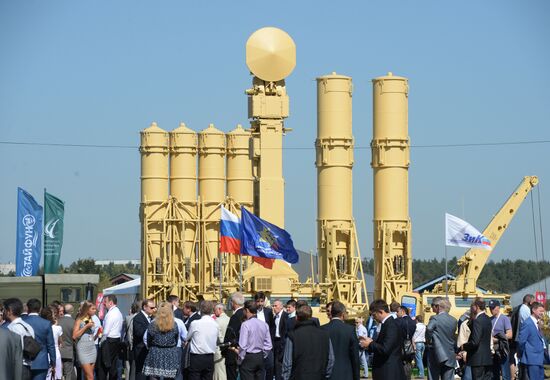 Открытие Международного авиационно-космического салона МАКС-2015