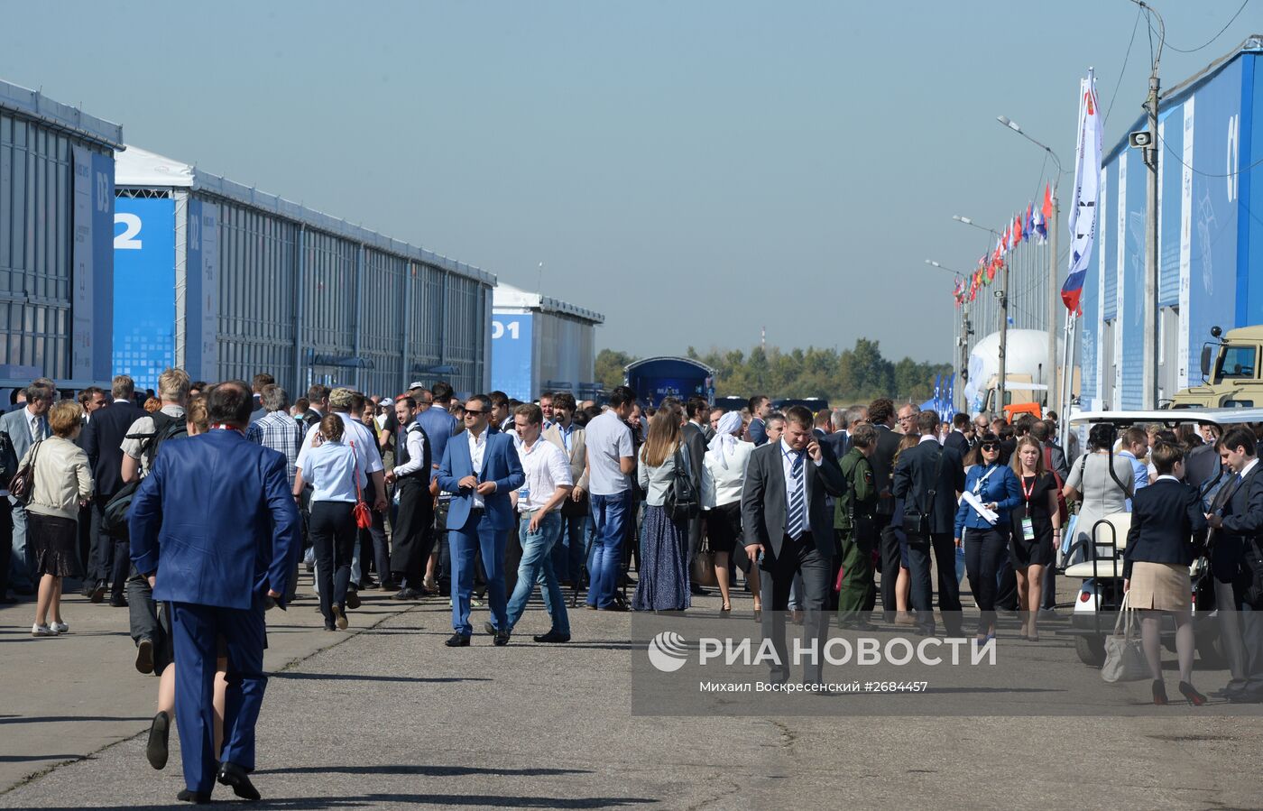 Открытие Международного авиационно-космического салона МАКС-2015