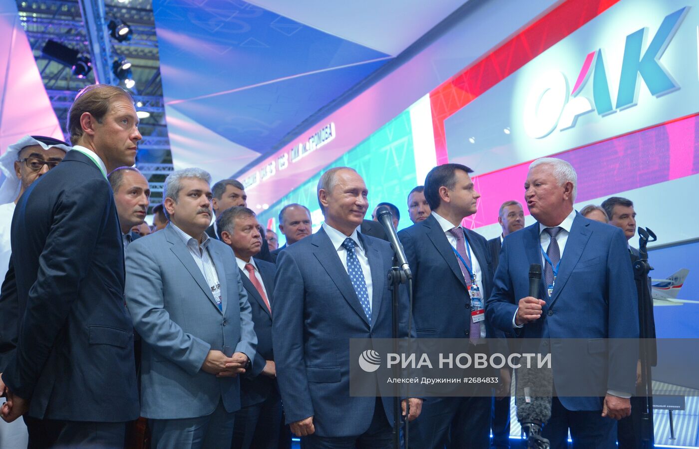 Президент РФ В.Путин посетил Международный авиационно-космический салон МАКС-2015