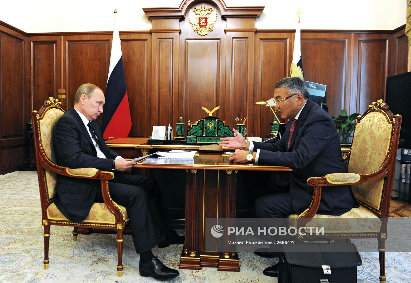 Президент РФ В.Путин встретился с главой Республики Калмыкия А.Орловым