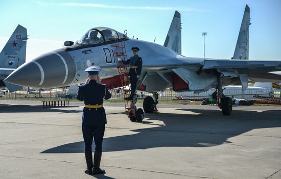 Международный авиационный-космический салон МАКС 2015. День четвертый